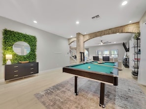 House, Multiple Beds, Pool Access, Pool View (Puesta Del Sol) | Games room