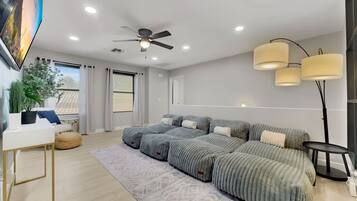 House, Multiple Beds, Pool Access, Pool View (Puesta Del Sol) | View from room