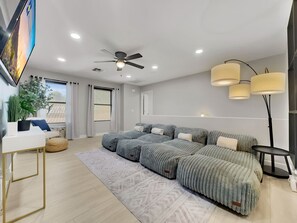 House, Multiple Beds, Pool Access, Pool View (Puesta Del Sol) | View from room