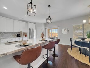 House, Multiple Beds, Pool Access, Mountain View (215th Queen Creek) | Private kitchen