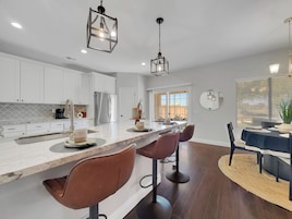 House, Multiple Beds, Pool Access, Mountain View (215th Queen Creek) | Private kitchen