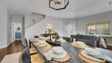 House, Multiple Beds, Pool Access, Mountain View (215th Queen Creek) | In-room dining