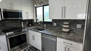 Microwave, oven, stovetop, dishwasher