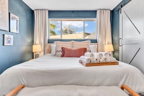 House, Multiple Beds, Pool Access, Garden View (Beatrice Mini-Resort Scottsdale) | 4 bedrooms, individually decorated, individually furnished, bed sheets