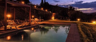 Villa Le Rondini, timeless stillness near the village