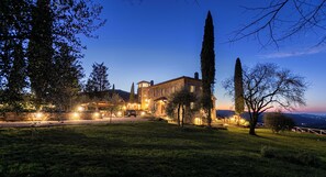 Exterior - Villa Le Rondini, a depth of stillness within Radda in Chianti (Radda in Chianti)