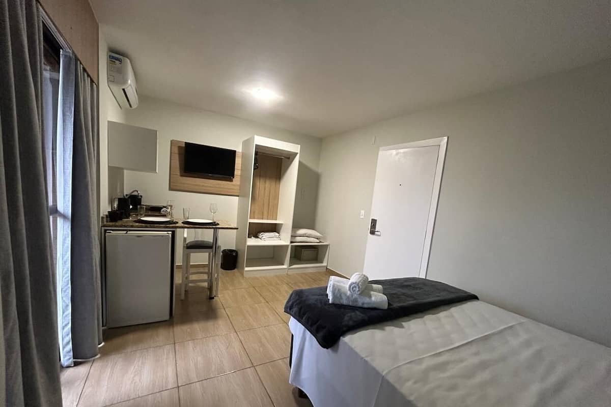 Basic Apartment