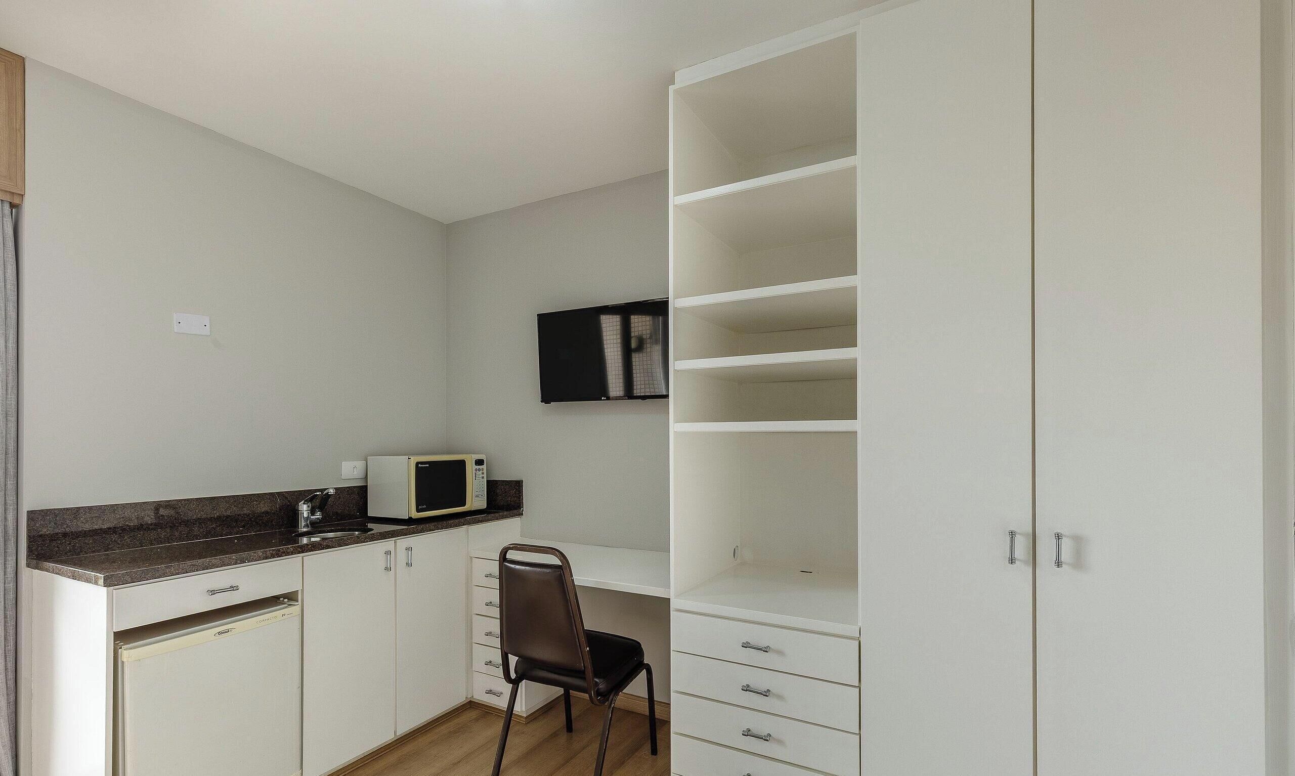 Basic Apartment | Interior