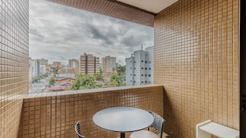 Apartamento básico | Restaurante al aire libre