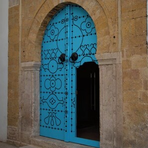 Zimmer, 1 Schlafzimmer, barrierefrei, Raucher | Außendetails