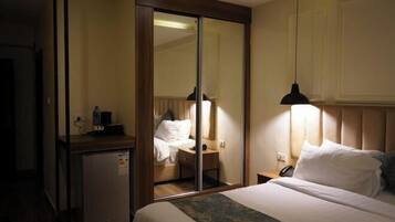 Cots/infant beds