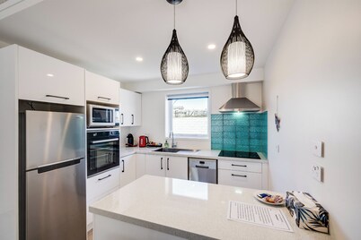 Sea-renity - Napier Holiday Home