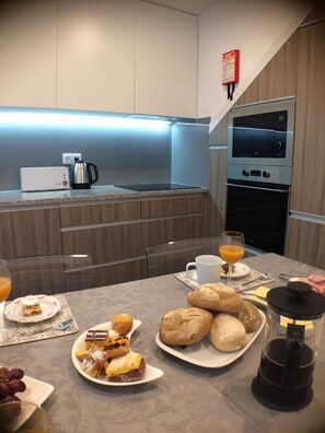 تناول الطعام