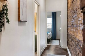 1 多间卧室、熨斗/熨衣板、旅行婴儿床、WiFi