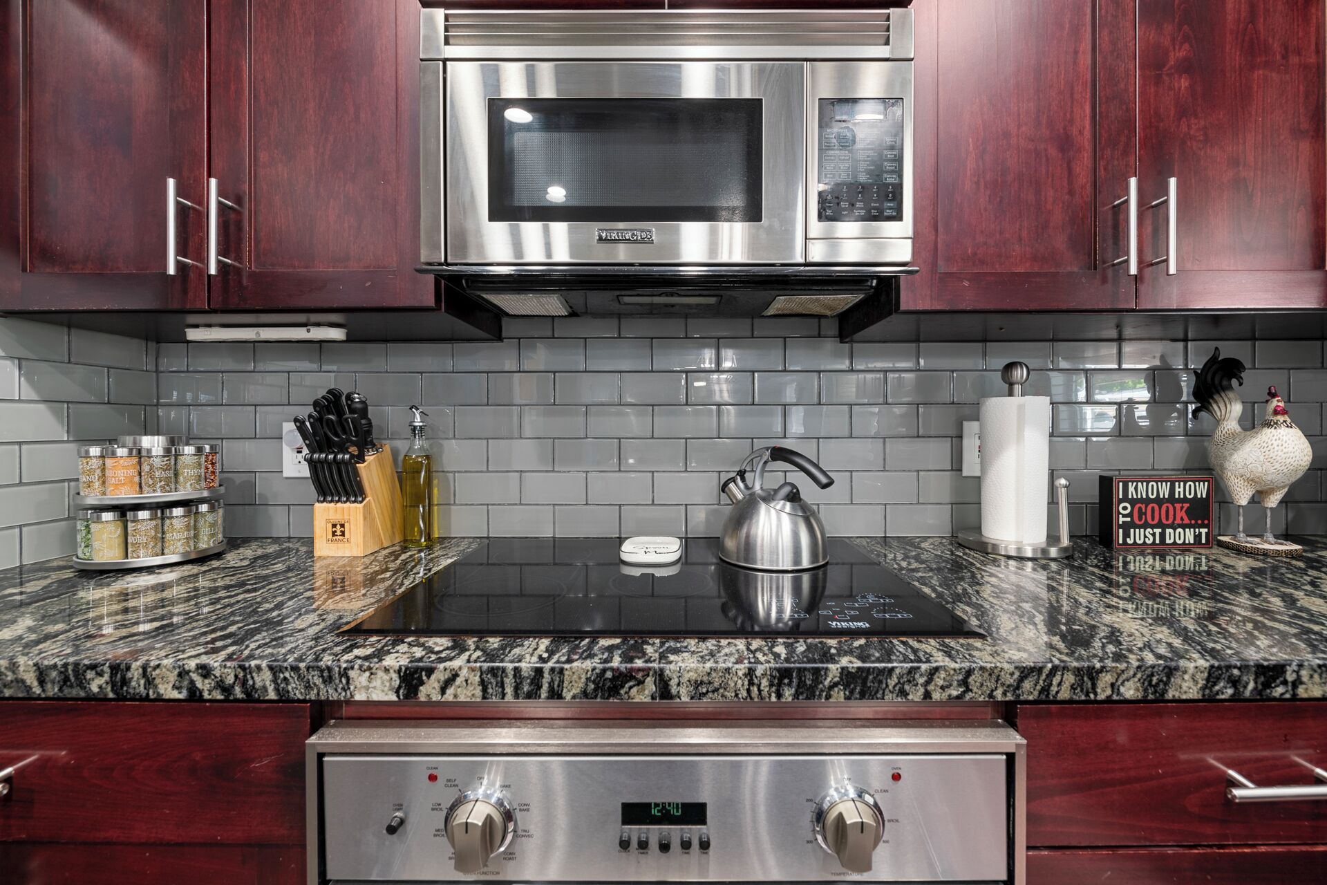 Microwave, oven, stovetop, dishwasher