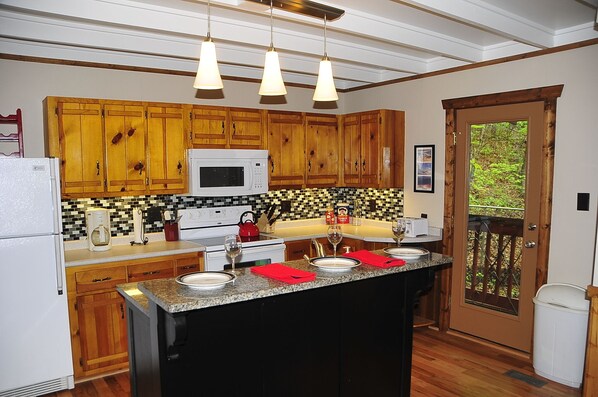 Microwave, oven, stovetop, dishwasher