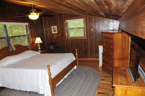 2 bedrooms, iron/ironing board, Internet, bed sheets