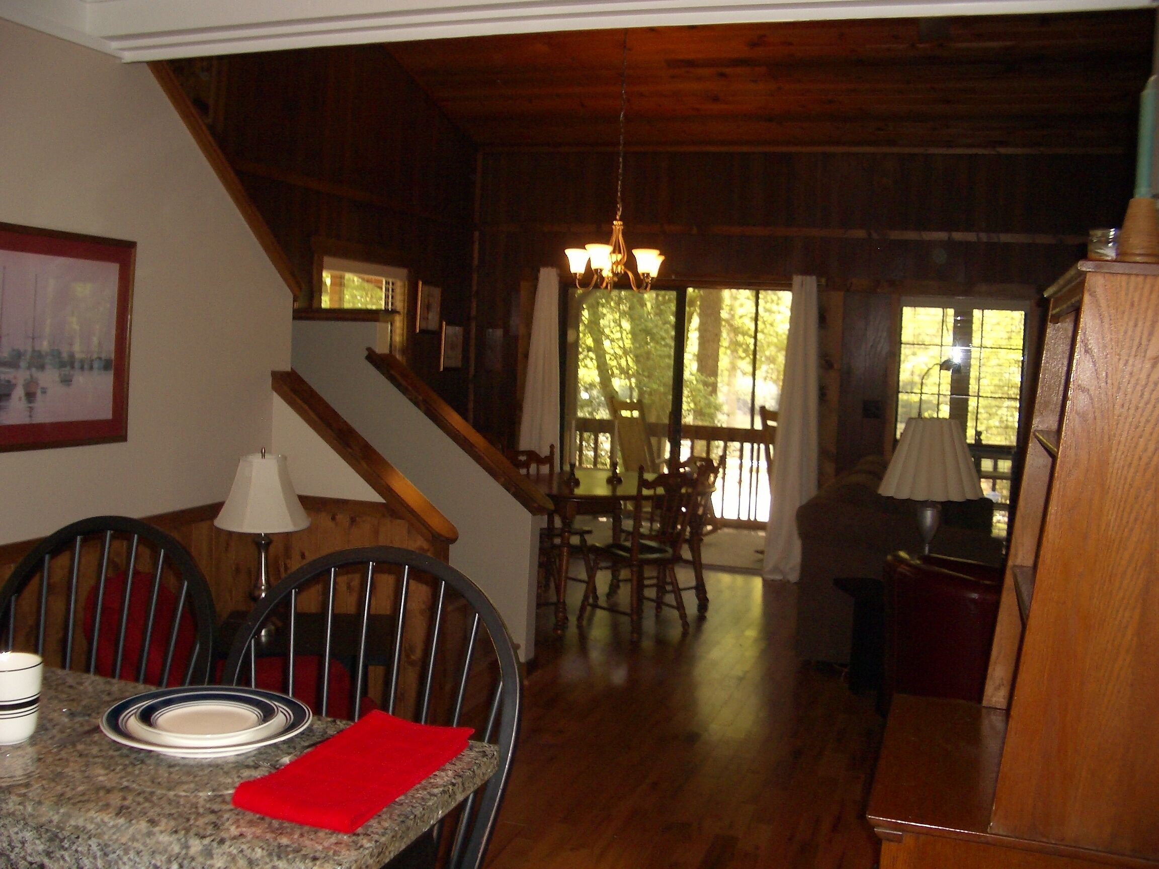 المنشأة من الداخل