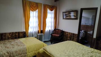 Standard Triple Room, Mountain View | Free WiFi
