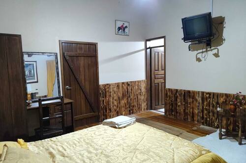 Habitación doble Confort, vista a la montaña | Wifi gratis