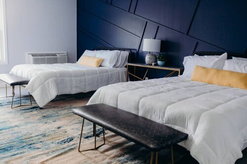 The Dale Hollow Room, Lakeside Inn at Dale Hollow