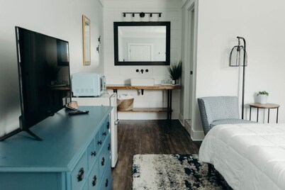 Captain`s Cove, Lakeside Inn at Dale Hollow