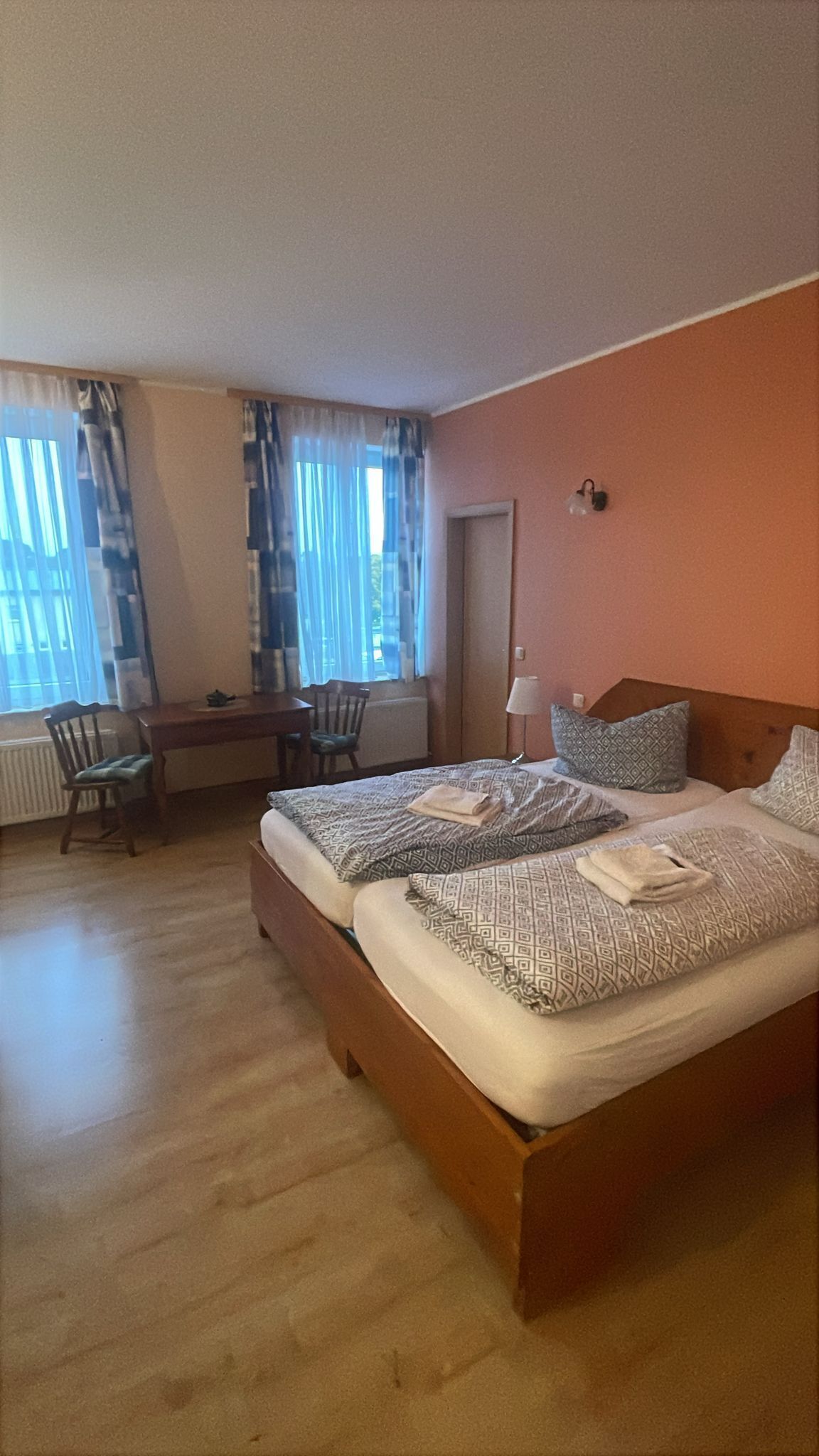 4 soverom, wi-fi og sengetøy