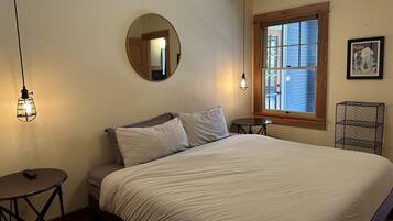 1 bedroom, desk, iron/ironing board, free WiFi