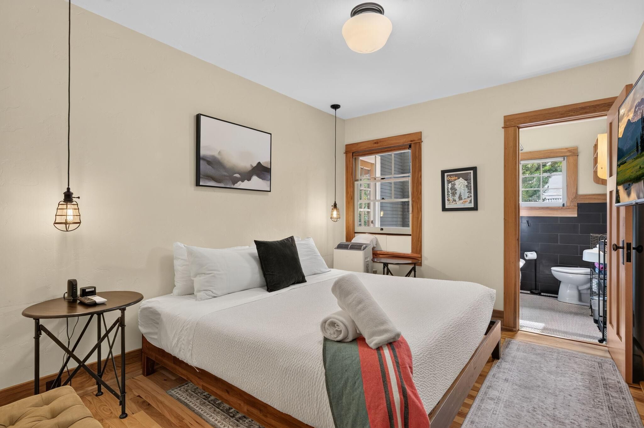 1 dormitorio, escritorio, tabla de planchar con plancha y wifi gratis