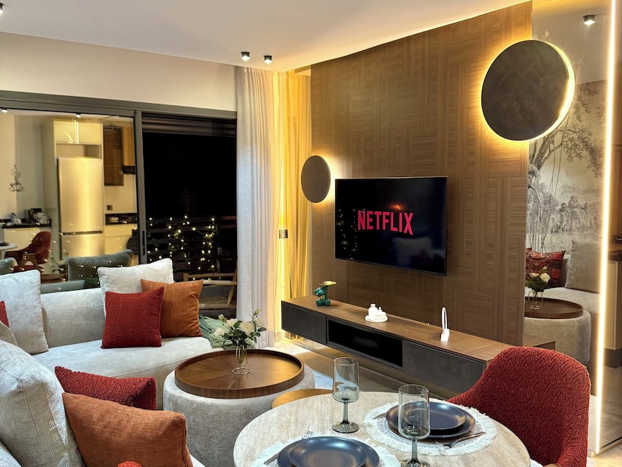 Cobertura luxo | Área de estar | TV de tela plana