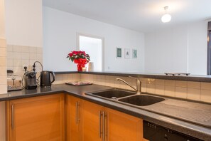 Fridge, microwave, oven, dishwasher