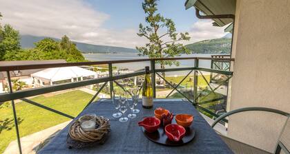 Roseaux du lac 207 - Duplex avec balcon et superbe vue sur le lac