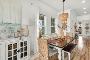 Nhà, nhiều giường (Just Beachy) | Khu ăn uống