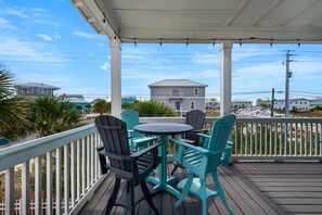 Maison, Plusieurs lits (Just Beachy) | Restauration en plein air