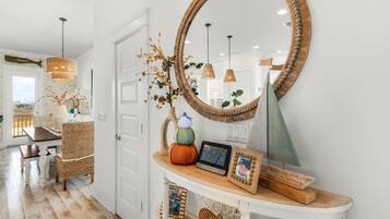 House, Multiple Beds (Just Beachy) | Interior