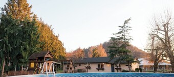 Farm Stay In Agassiz-Harrison Hot Springs B.C