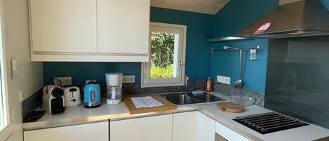 Køleskab, mikrobølgeovn, ovn, opvaskemaskine