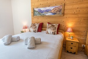 1 dormitorio, tabla de planchar con plancha, wifi gratis y ropa de cama