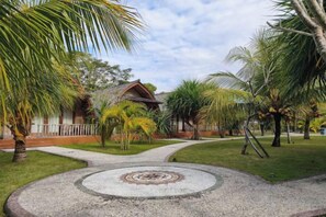 Unclassified image, 5 of 13, button - Maruti Beach Villas (Bali)