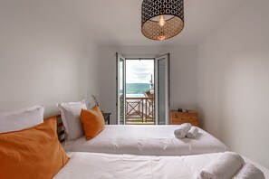 2 makuuhuonetta, silitysrauta/-lauta, ilmainen Wi-Fi, vuodevaatteet