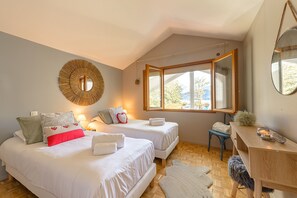 4 bedrooms, iron/ironing board, free WiFi, bed sheets - Villa Nautica - À deux pas de la plage et du lac (Saint-Jorioz)