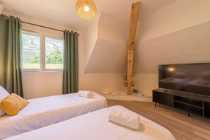 4 habitaciones, tabla de planchar con plancha y wifi gratis 