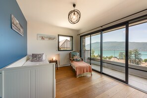 5 chambres, fer et planche à repasser, Wi-Fi gratuit, draps fournis