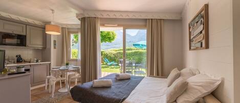 1 bedroom, iron/ironing board, free WiFi, bed sheets