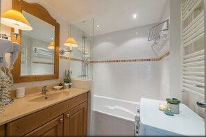 Haartrockner, Handtücher