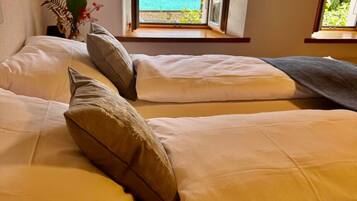 3 Schlafzimmer, Schreibtisch, BĂŒgeleisen/BĂŒgelbrett, Reisekinderbett