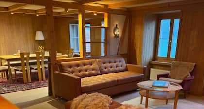 Lakeview Authentic Swiss Chalet near Interlaken