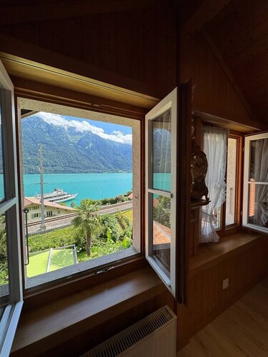Luxury Swiss Chalet | Lakeview • BBQ • AC • SPA • Interlaken