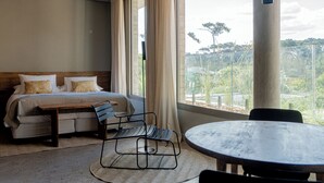 Kamar Double Standar