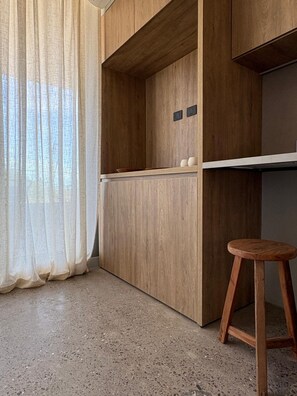 In-room safe, free WiFi